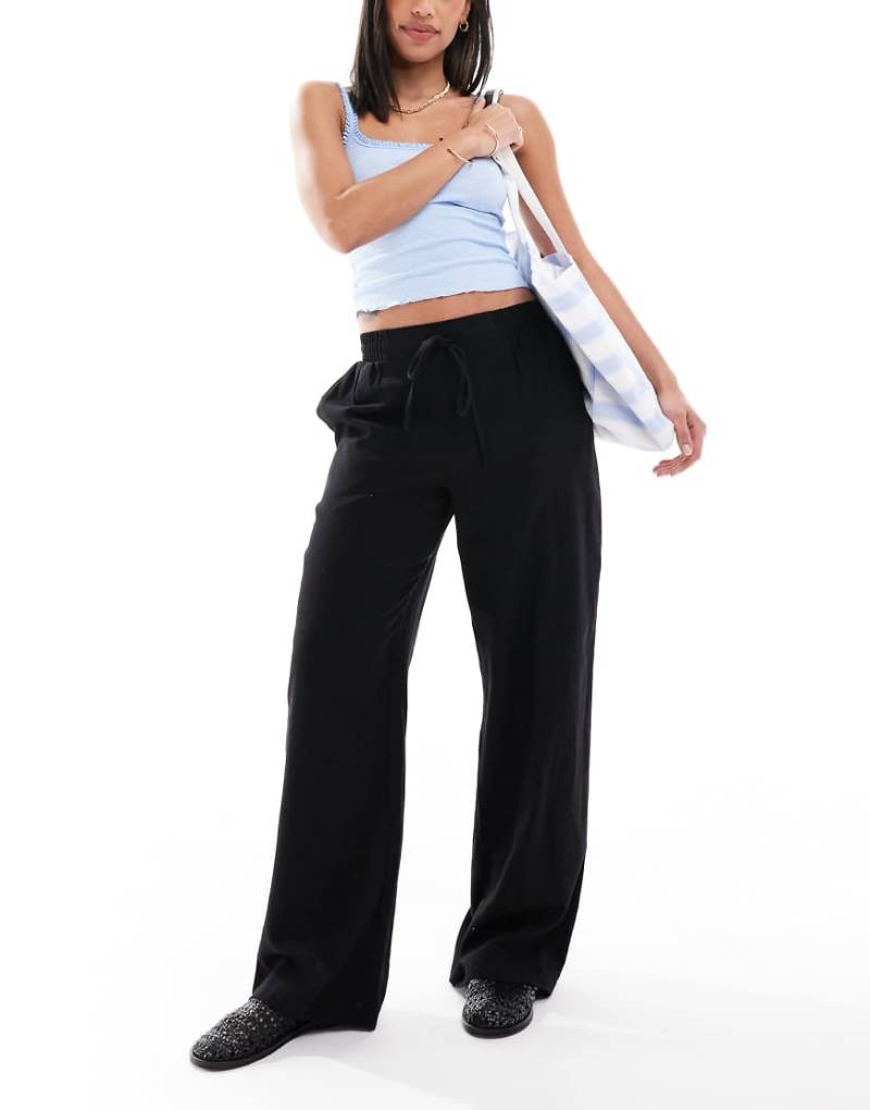 New Look - Leinenhose in Schwarz mit weitem Schnitt von New Look