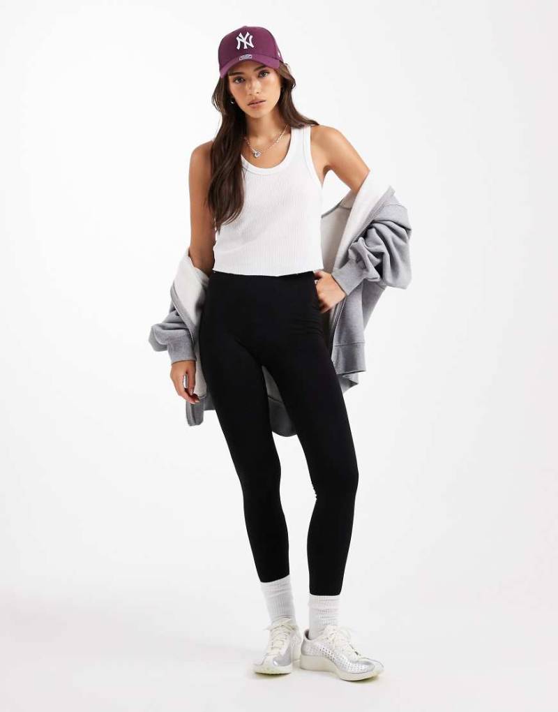 New Look - Nahtlose Leggings in Schwarz mit Fleecefutter von New Look
