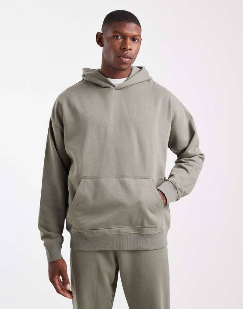 New Look - Oversize-Kapuzenpullover in dunklem Khaki, 300 g/m²-Grün von New Look