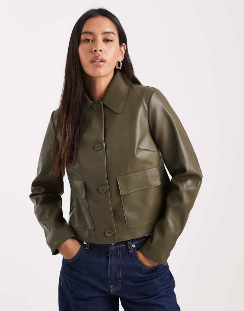 New Look - PU-Jacke in Khaki mit aufgesetzter Tasche-Grün von New Look