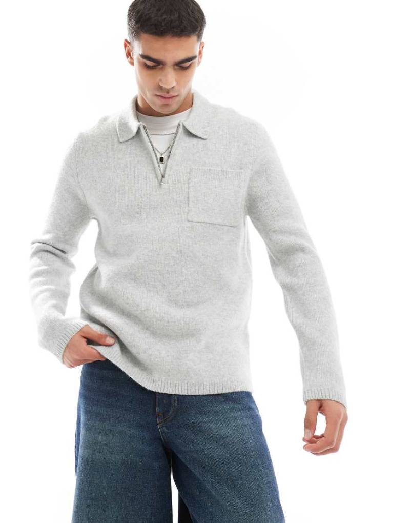 New Look - Polohemd aus angerautem Strick in Grau meliert von New Look