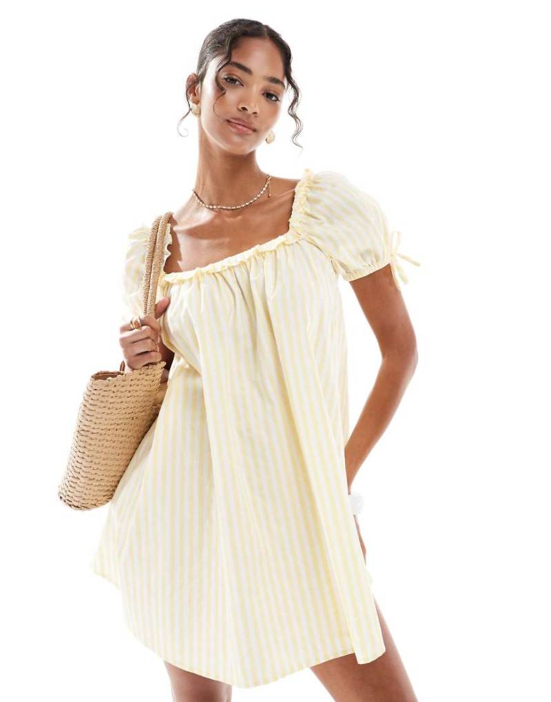 New Look - Popeline-Minikleid in Gelb mit Streifen und eckigem Ausschnitt von New Look