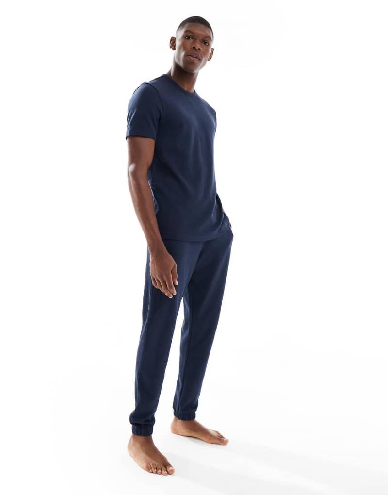 New Look - Pyjama-Jogginghose in Marineblau mit Waffelstruktur, Kombiteil von New Look