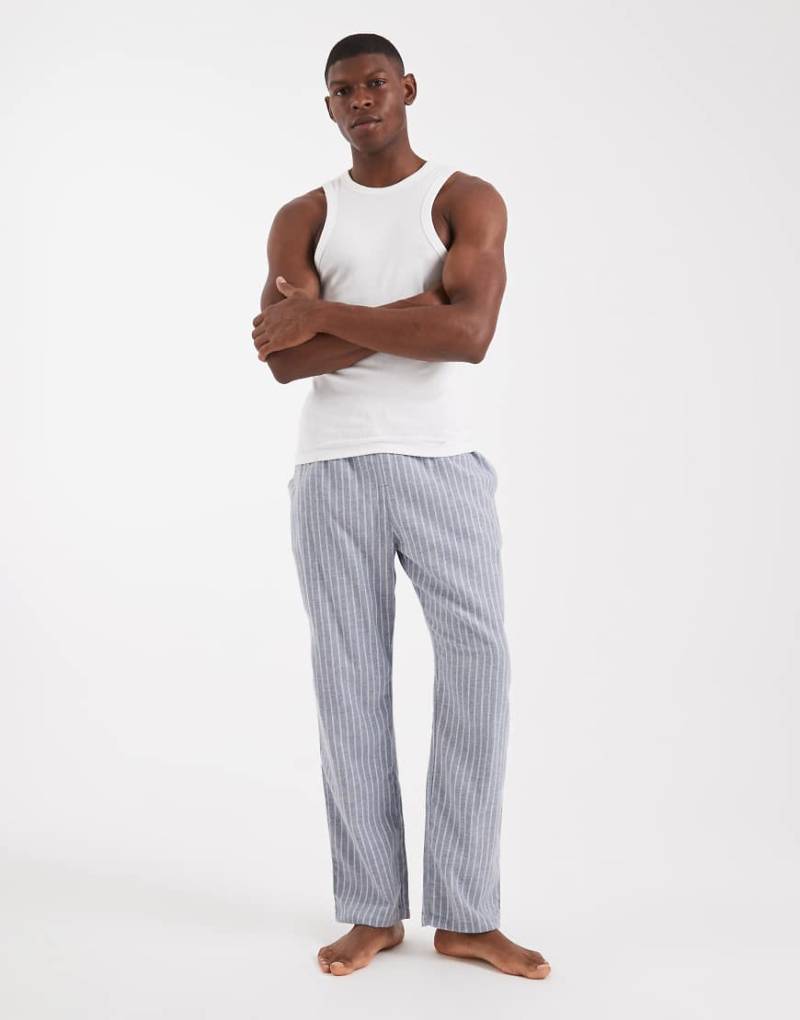 New Look - Pyjamahose in Blau gestreift von New Look