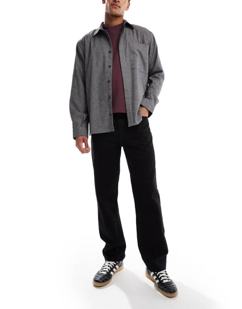 New Look - Relaxed Fit Jeans in Schwarz von New Look