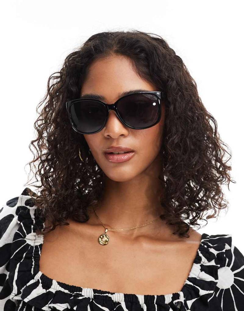 New Look - Runde Oversize-Sonnenbrille in Schwarz von New Look