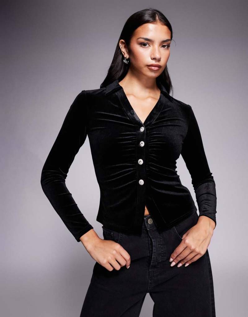 New Look - Samt-Hemdbluse in Schwarz mit Strassknöpfen von New Look