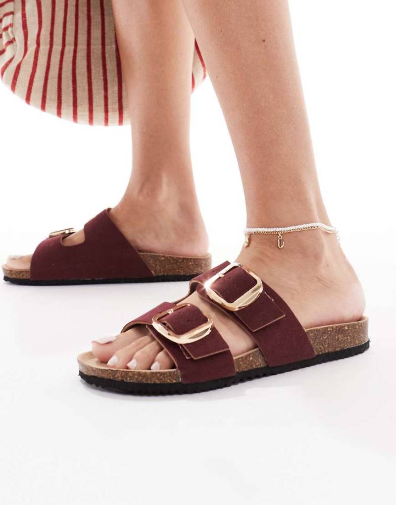 New Look - Sandalen in Burgunderrot mit zwei Riemen von New Look