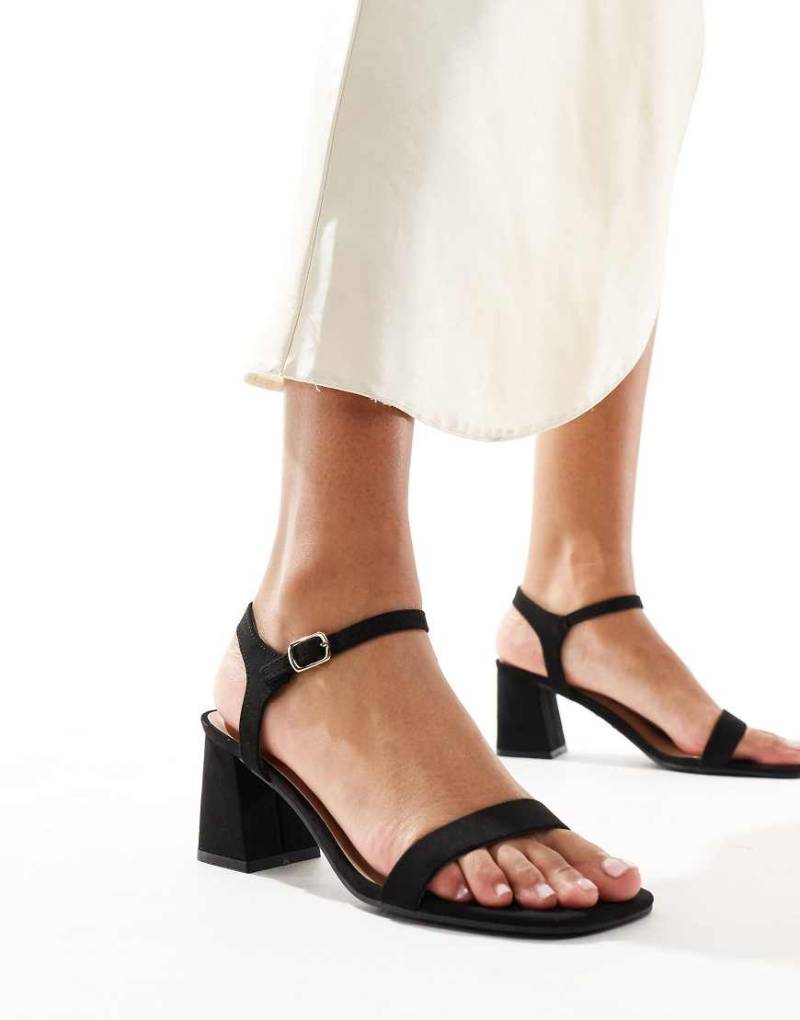 New Look - Sandalen in Schwarz mit Blockabsatz von New Look