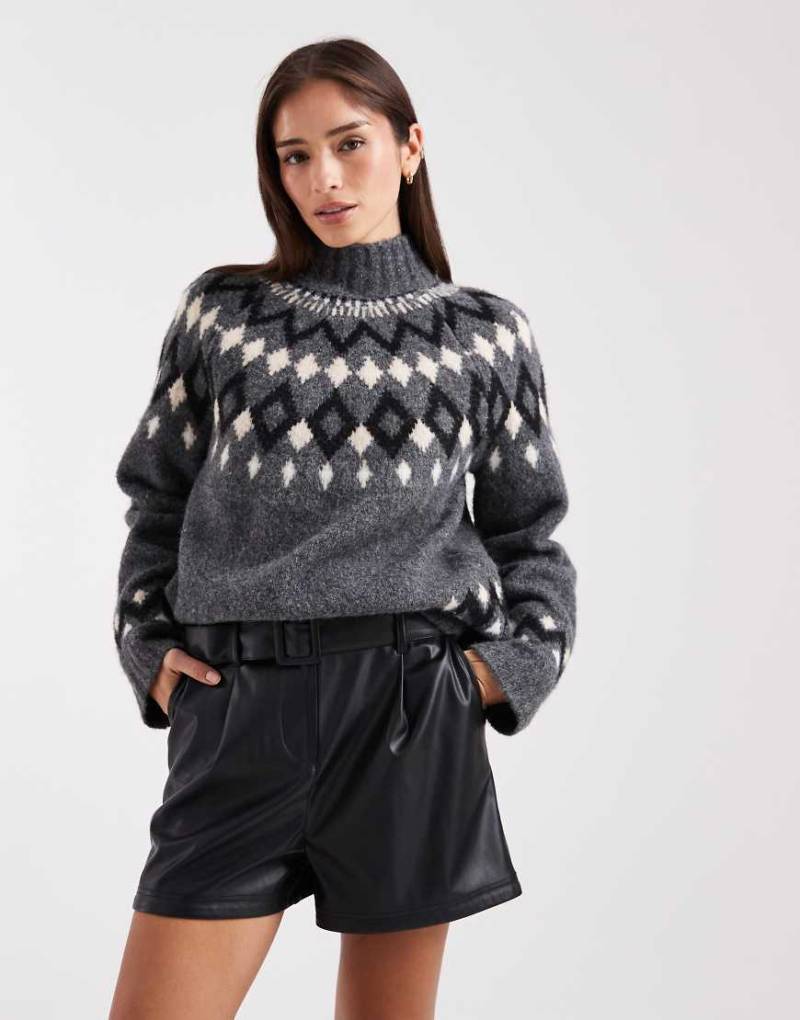 New Look - Schwarze Kunstledershorts mit Gürtel New Look - Schwarze Kunstledershorts mit Gürtel von New Look