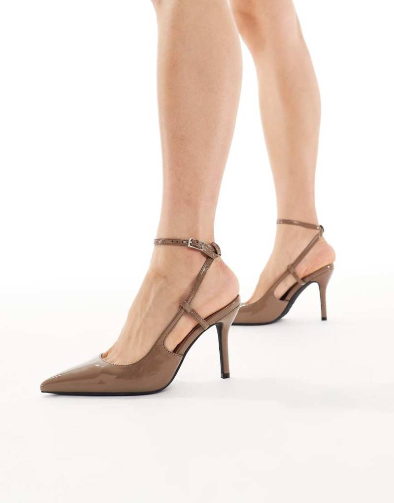 New Look - Spitzer Absatz-Schuh in Nerzbraun mit Knöchelriemen-Neutral New Look - Spitzer Absatz-Schuh in Nerzbraun mit Knöchelriemen-Neutral von New Look