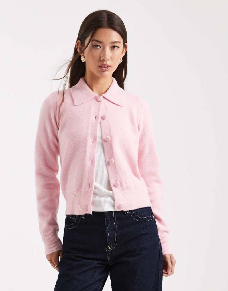 New Look - Strickjacke in Rosa mit Kragen von New Look