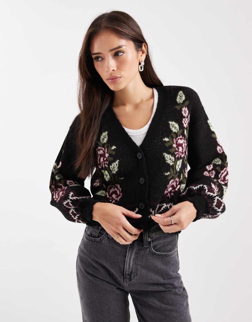 New Look - Strickjacke in Schwarz mit V-Ausschnitt und Blumenmotiven von New Look