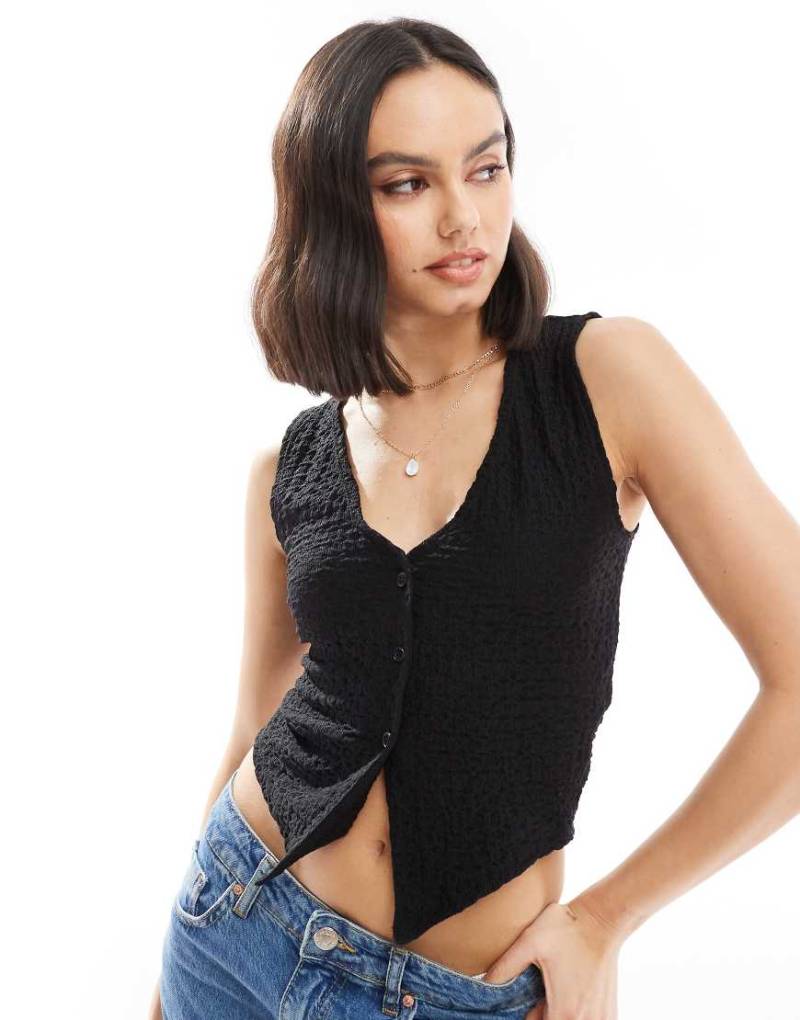 New Look - Strukturierte Weste in Schwarz mit Knopfleiste von New Look