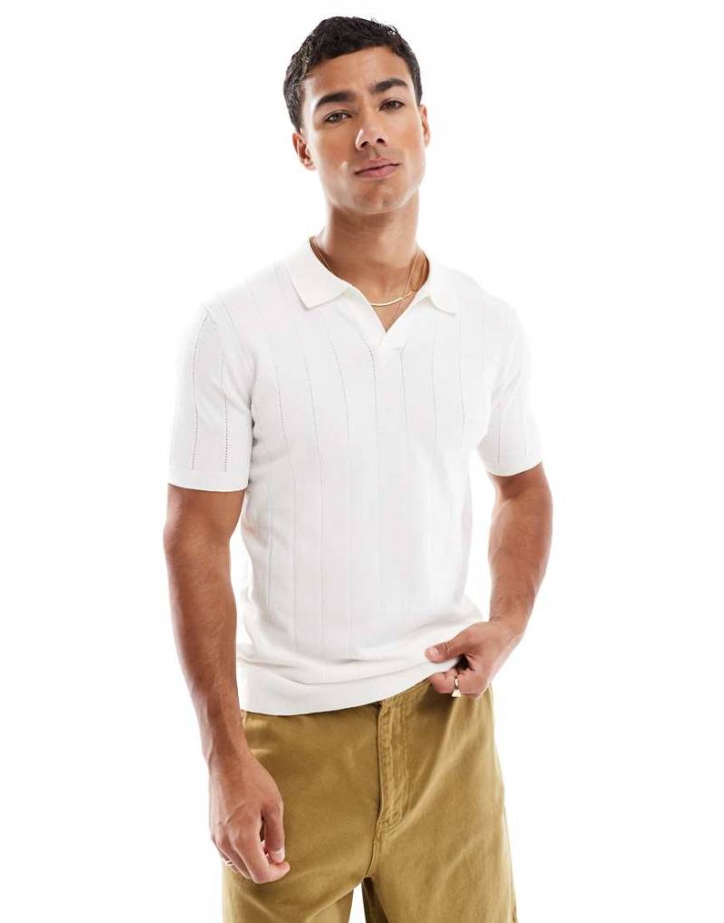 New Look - Strukturiertes T-Shirt aus Strick in Weiß-Grau von New Look