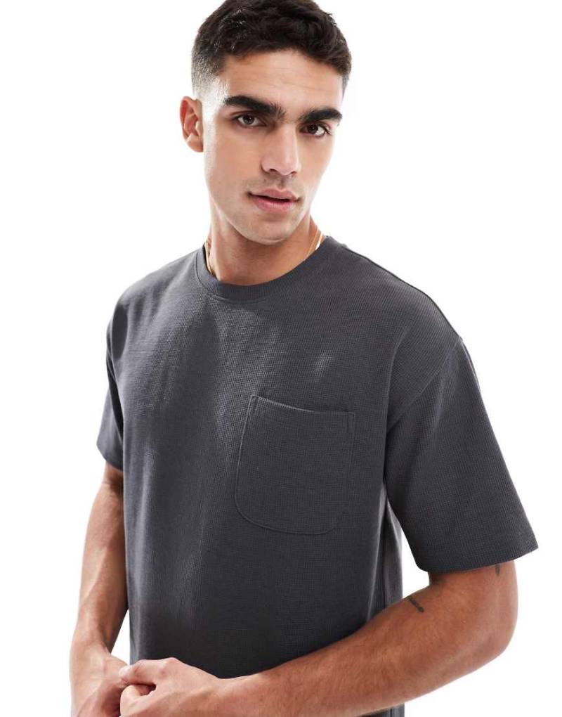 New Look - T-Shirt in Schwarz mit Waffelstruktur, Kombiteil von New Look