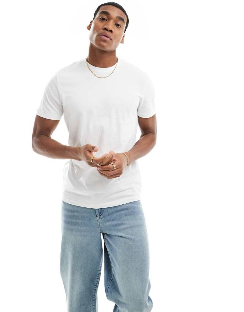 New Look - T-Shirt in Weiß mit Rundhalsausschnitt und normalem Schnitt von New Look