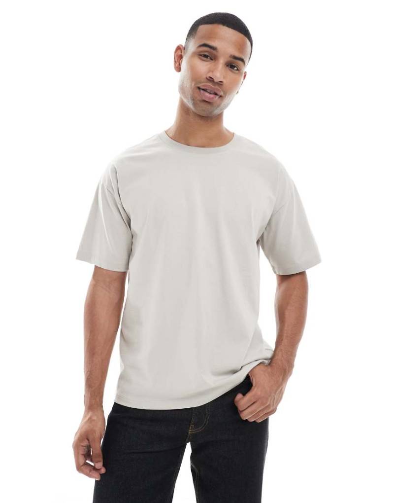 New Look - Übergroßes T-Shirt in Stone-Neutral von New Look