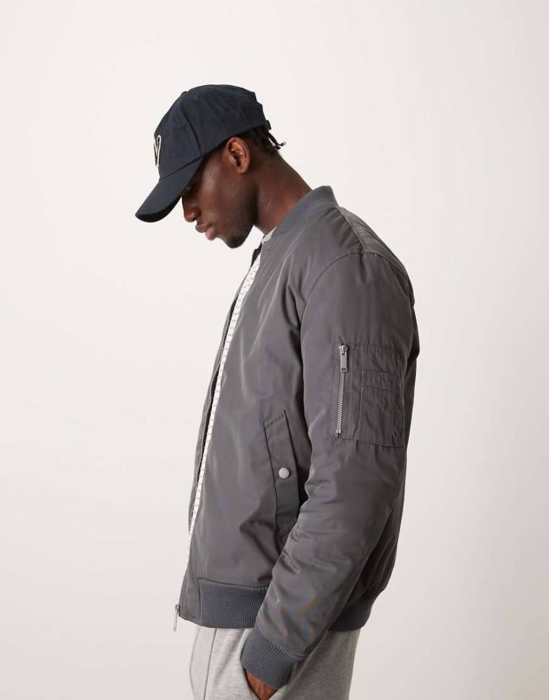 New Look - Wattierte Bomberjacke in Dunkelgrau von New Look