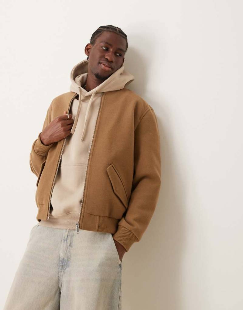 New Look - Bomberjacke in Wolloptik in Camel-Neutral von New Look
