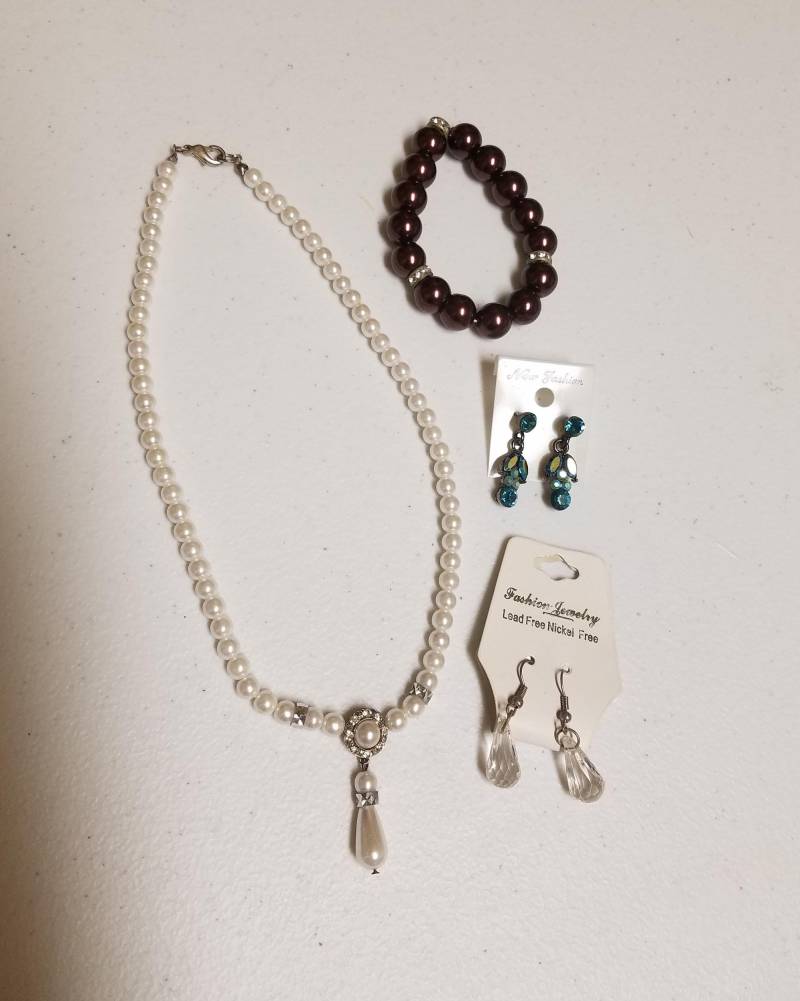 Damen Schmuck Menge 2 Paar Ohrringe Aquamarin Kristallen Und Klaren Perlen Halskette Glasperlen Braun Armband von NewBrideCo