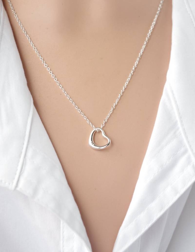 Silber Herz Halskette Kleiner, Offener Anhänger, Zierlicher Schmuck von NewJewelleryStory