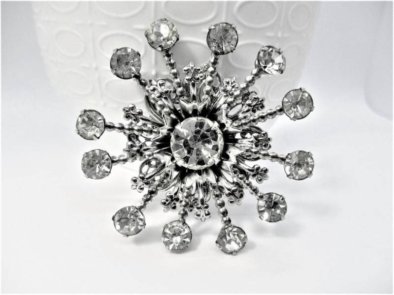 Classy Starburst Klar Funkelnde Strass Silber Ton Brosche Pin von NewVisionVCJ
