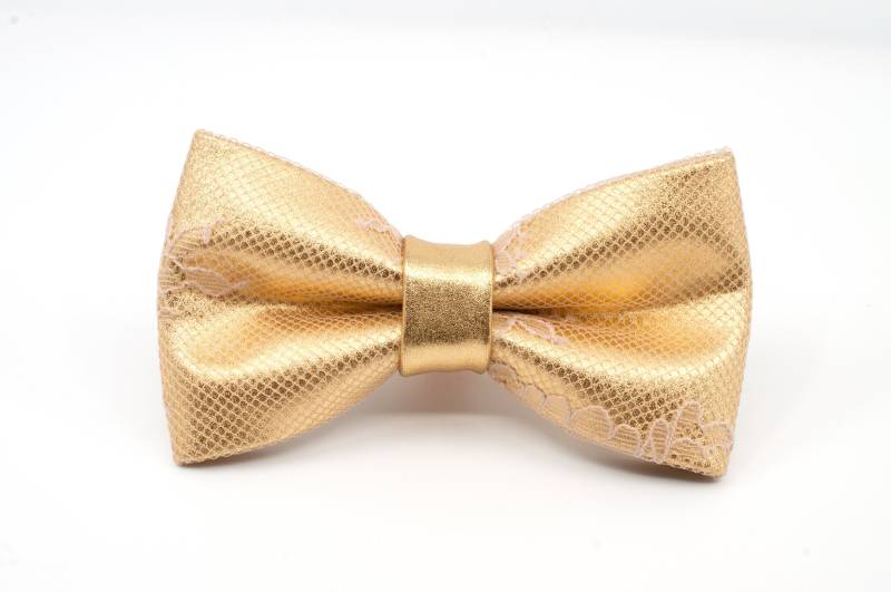 Fliege Aus Spitze, in Gold, Geschenk Zur Hochzeit von NewWayCreationDesign