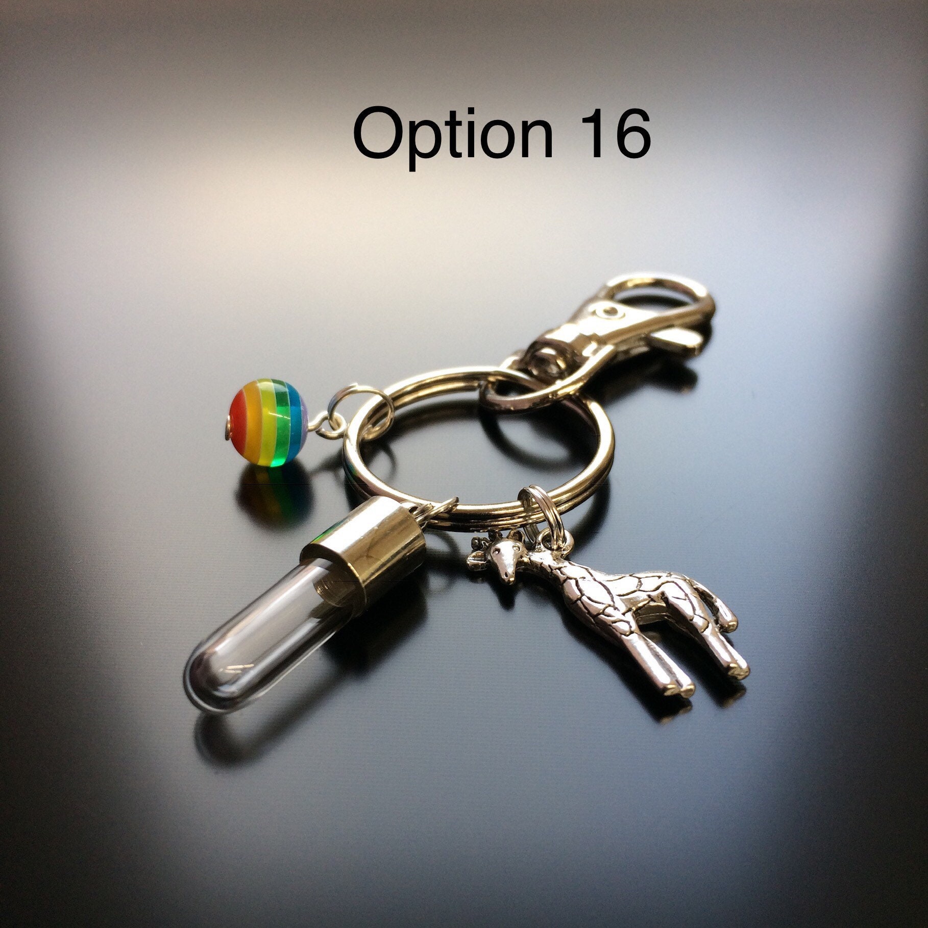 Reis Schriftzug in Einem Charm Schlüsselanhänger/Taschenanhänger Reis Schriftzug in Einem Charm Schlüsselanhänger/Taschenanhänger von NewWorldCreations