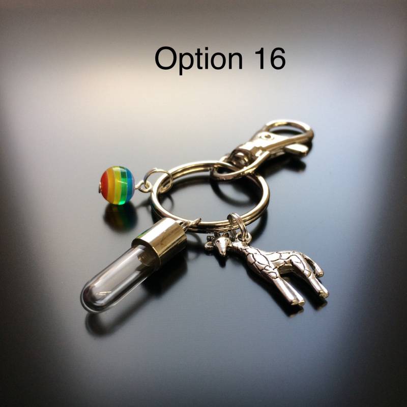 Reis Schriftzug in Einem Charm Schlüsselanhänger/Taschenanhänger von NewWorldCreations