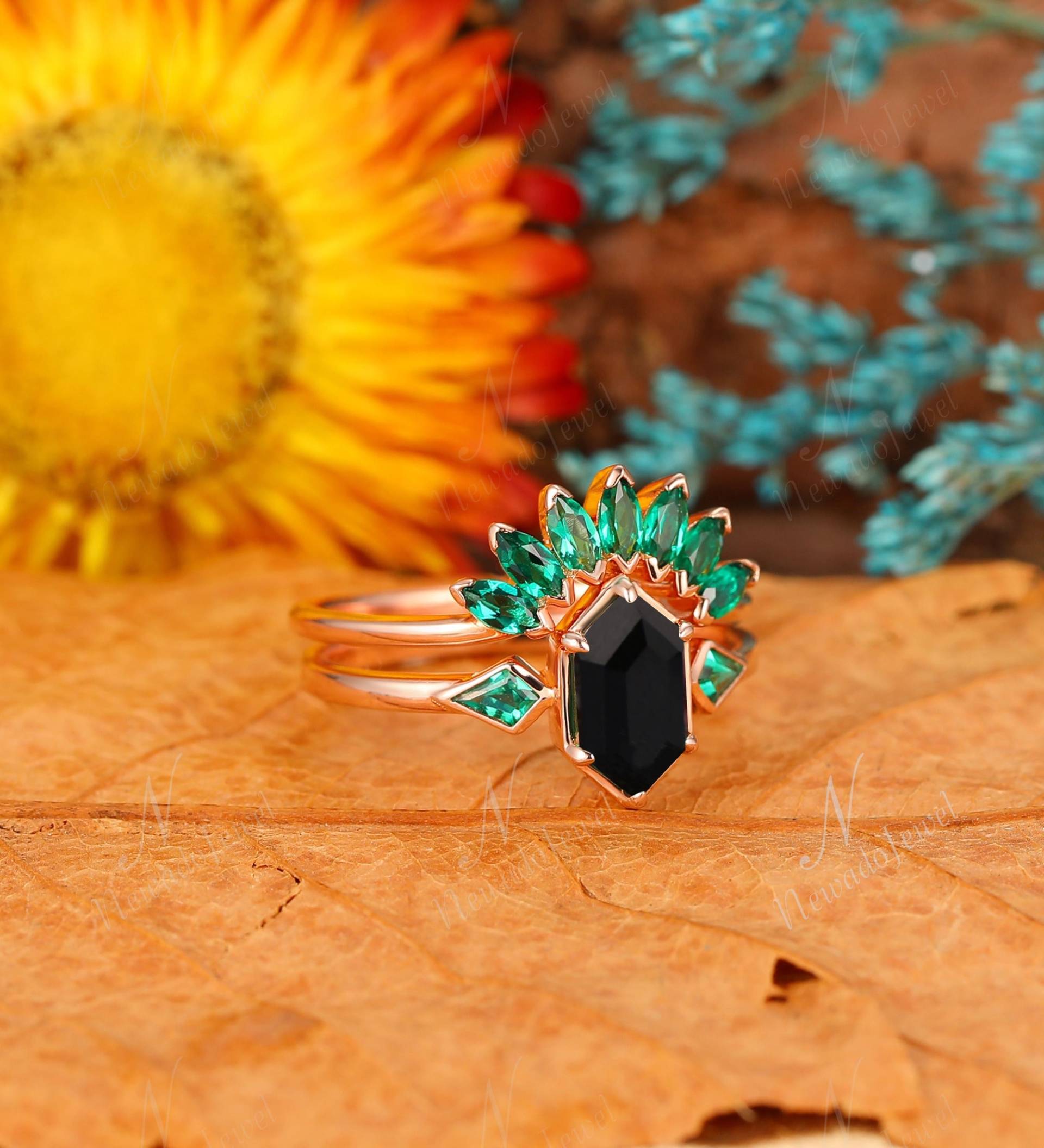 14K Gold May Birthstone Schmuck Ring Set, Langer Hexagon Cut Schwarzer Onyx Verlobungsring, Einzigartiger Edelstein Ehering Set Für Frauen von NewadoJewel