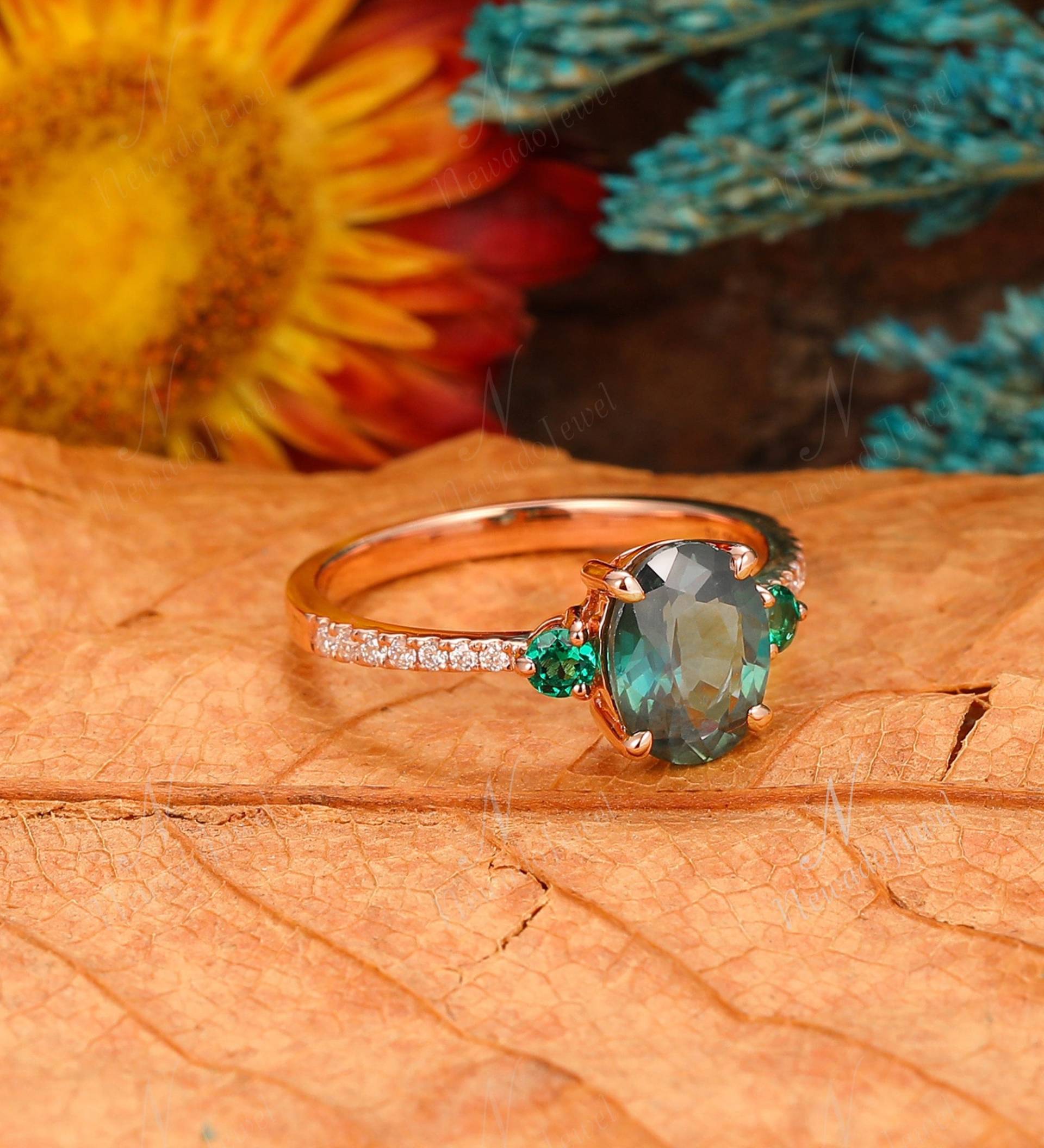 Teal Saphir Verlobungsring, Vintage Oval Blau Grün Art Deco Braut Jubiläum Ring, Pfau Grüner Ring von NewadoJewel