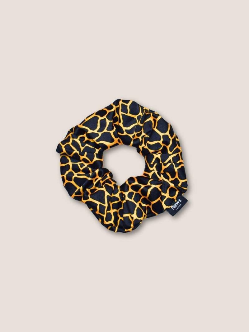Seidiges Haargummi Schwarz-Goldener Animal Print, Recycelter Stoff Seidiges Haargummi Schwarz-Goldener Animal Print, Recycelter Stoff von NewtLondon