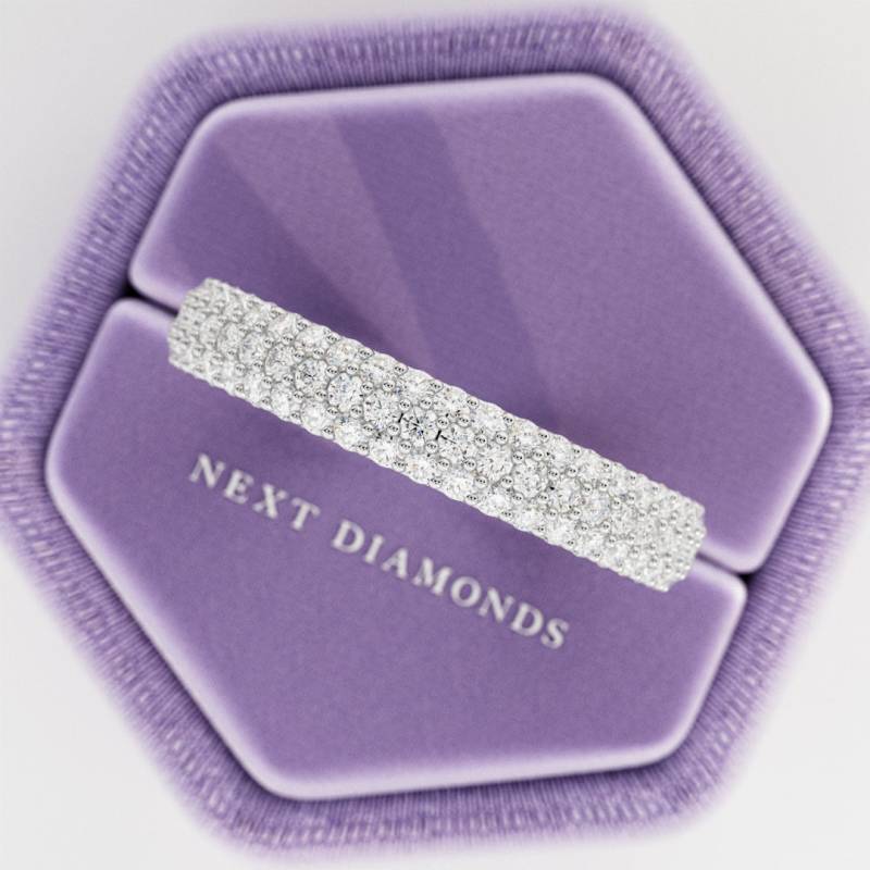 1.5 Tcw Pave Eternity Band/3 Reihiger Ring 3-Reihiger Diamant Micro Hochzeitsring Stapelring von NextDiamonds