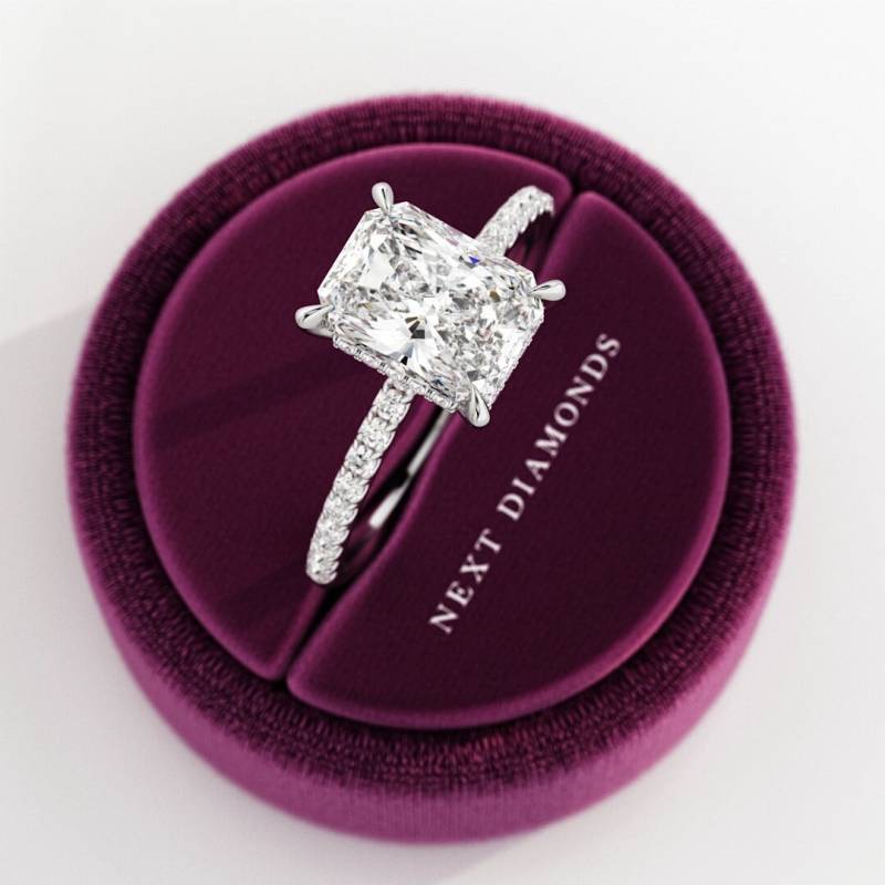 2 Karat Strahlender Diamant Versteckter Halo Verlobungsring/Pave in 14 Weißgold Ring F Vs1 von NextDiamonds