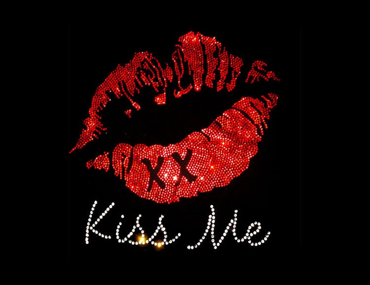 Red Lip Kiss Strass Transfer Bling Hot Fix Bügelbild Motiv Design Tt-075 Red Lip Kiss Strass Transfer Bling Hot Fix Bügelbild Motiv Design Tt-075 von Nextclover