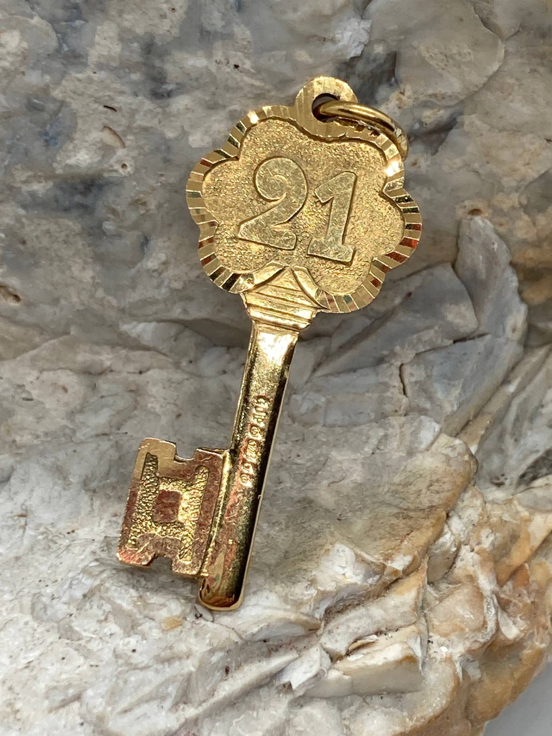 1977 Vintage 9Ct Geprägt Gold Großer Schlüssel 21 21. Coming Of Age von Nextotheheart