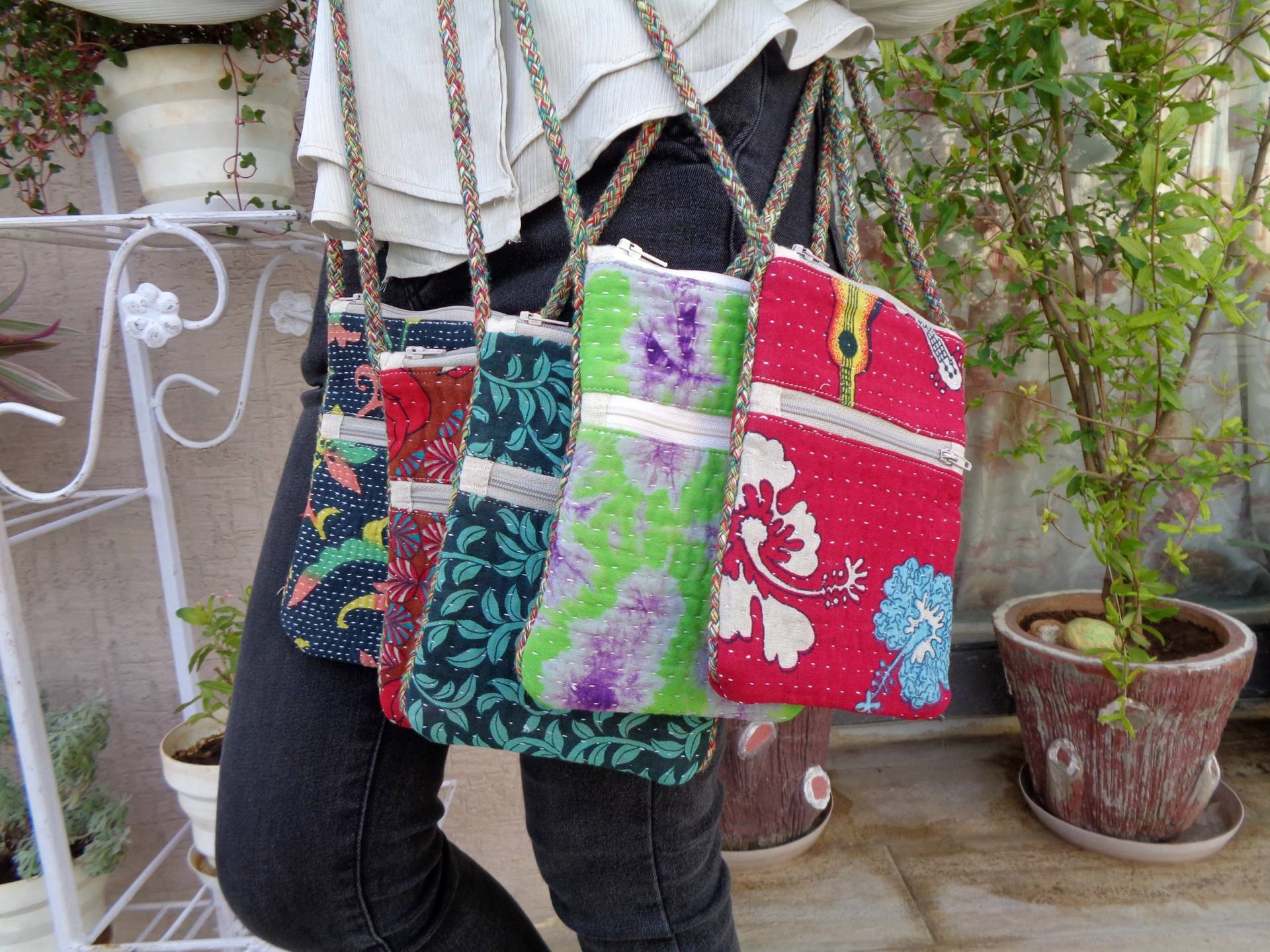 10 Stück Kantha Beutel Handgemachte Baumwolle Handytasche Vintage Tasche Frauen Geldbörse Crossbody Kleine Abendtasche Brautjungfer von Nhfhandicraft