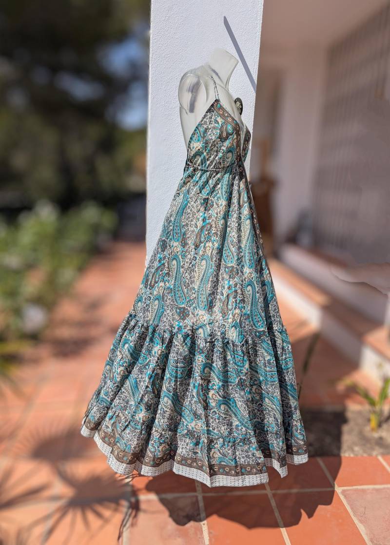 Ibiza Fashion Neckholder Kleid Aus Seide Maxikleid Boho Dress Ethno Robe Gipsy Festival Sommerkleid Animalprint Leo Paisley Seidenkleid von NiCiCOUTUREfashion