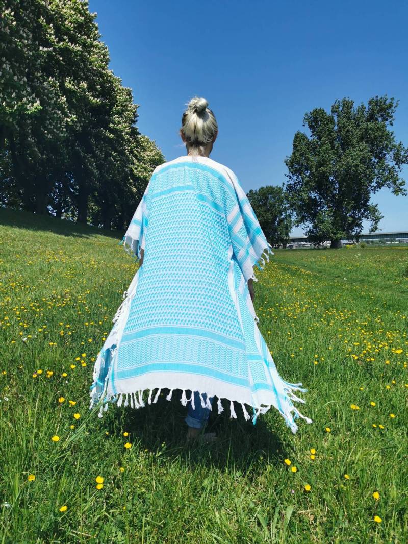 Nici Couture Pali Kimono Ibiza Tunika Oversize Mantel Fransen Kaftan Boho Poncho Weiß - Türkis Robe von NiCiCOUTUREfashion