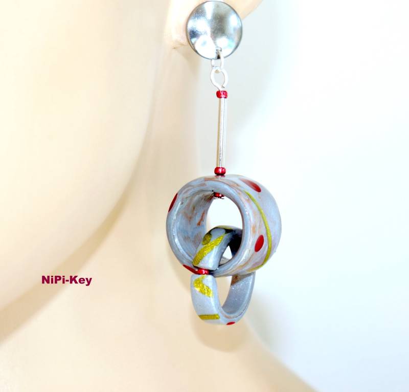 Leuchtende Hängeohrringe Ohrringe Kringel Aus Polymer Clay, Fimo von NiPiKey