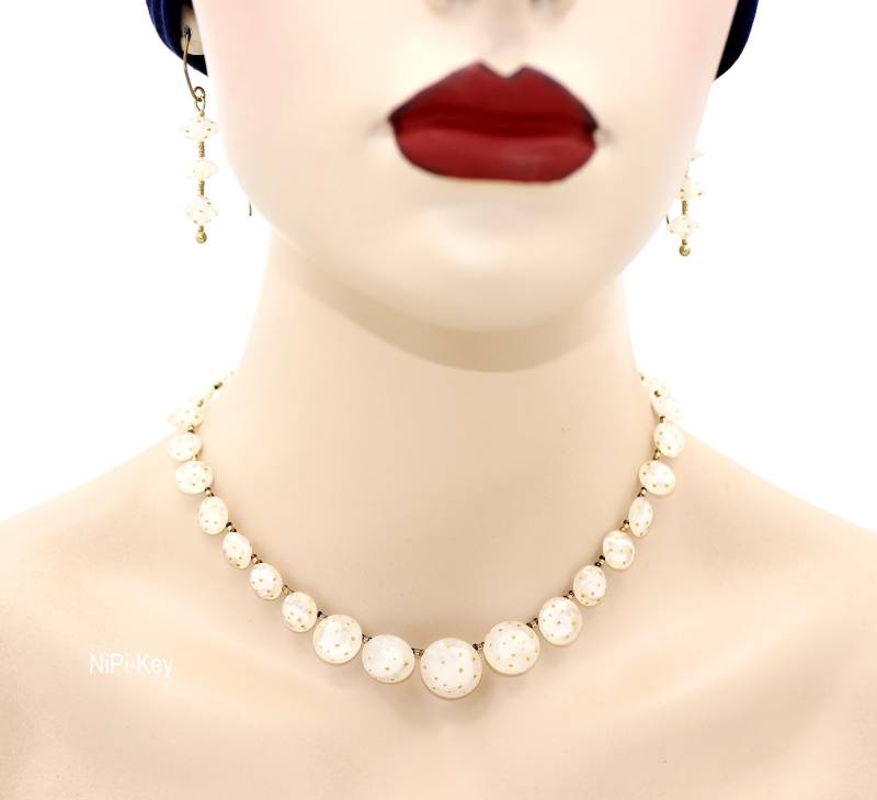 Märchenhafte Halskette Kurze Gold Transparent Weiß Ohrringe Set Unikat Handarbeit Goldpünktchen Aus Polymerton von NiPiKey