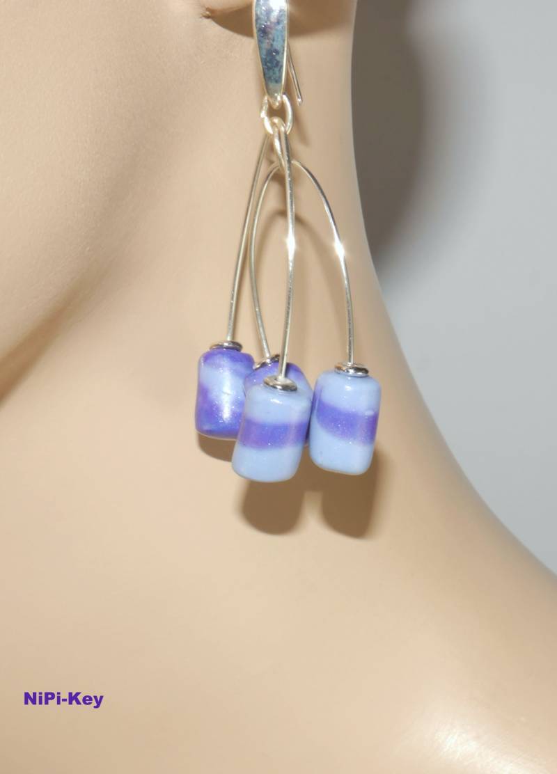 Ohrringe Extravagant Blau Lila Silber Lange Tolle Hängeohrringe Funny Aus Polymer Clay, Fimo von NiPiKey