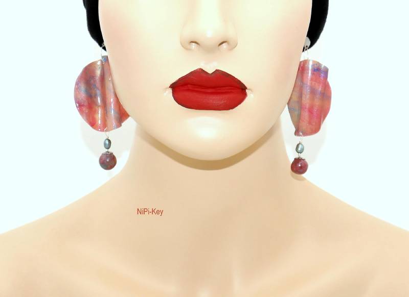 Große Lange Schimmernde Hängeohrringe Bunt Silber Ohrstecker Handarbeit Unikat Edelstahl Transparent Polymerton Rosanna von NiPiKey