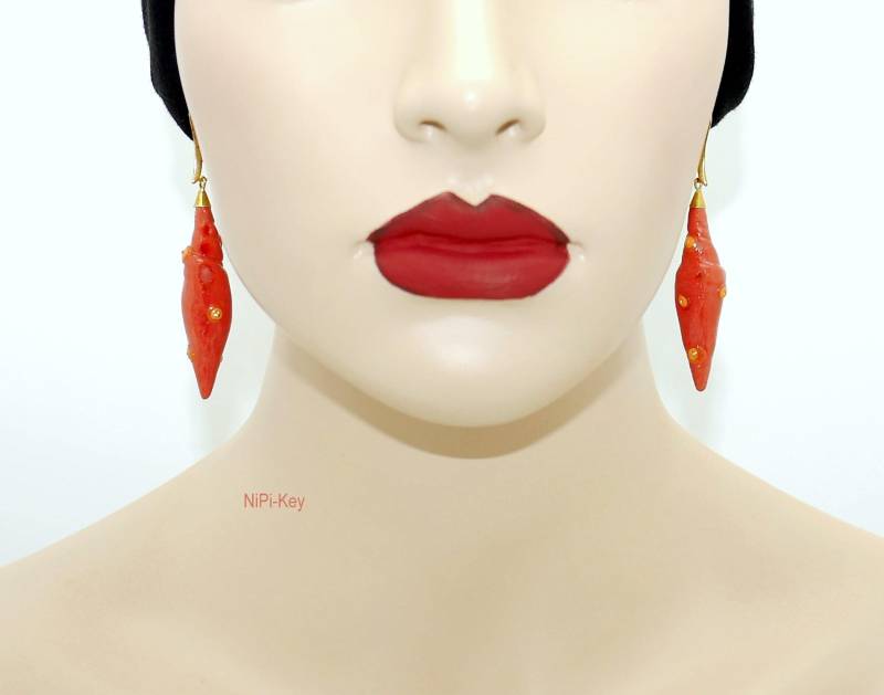 Lange Glitzernde Hängeohrringe Braunorange Gold Swarovskisteinchen Unikat Handarbeit Polymerton von NiPiKey