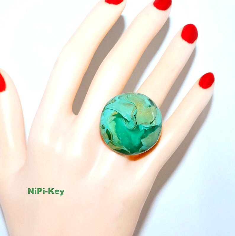 Ring Schimmernder Statementring Stormy Fingerring Aus Polymer Clay, Fimo von NiPiKey