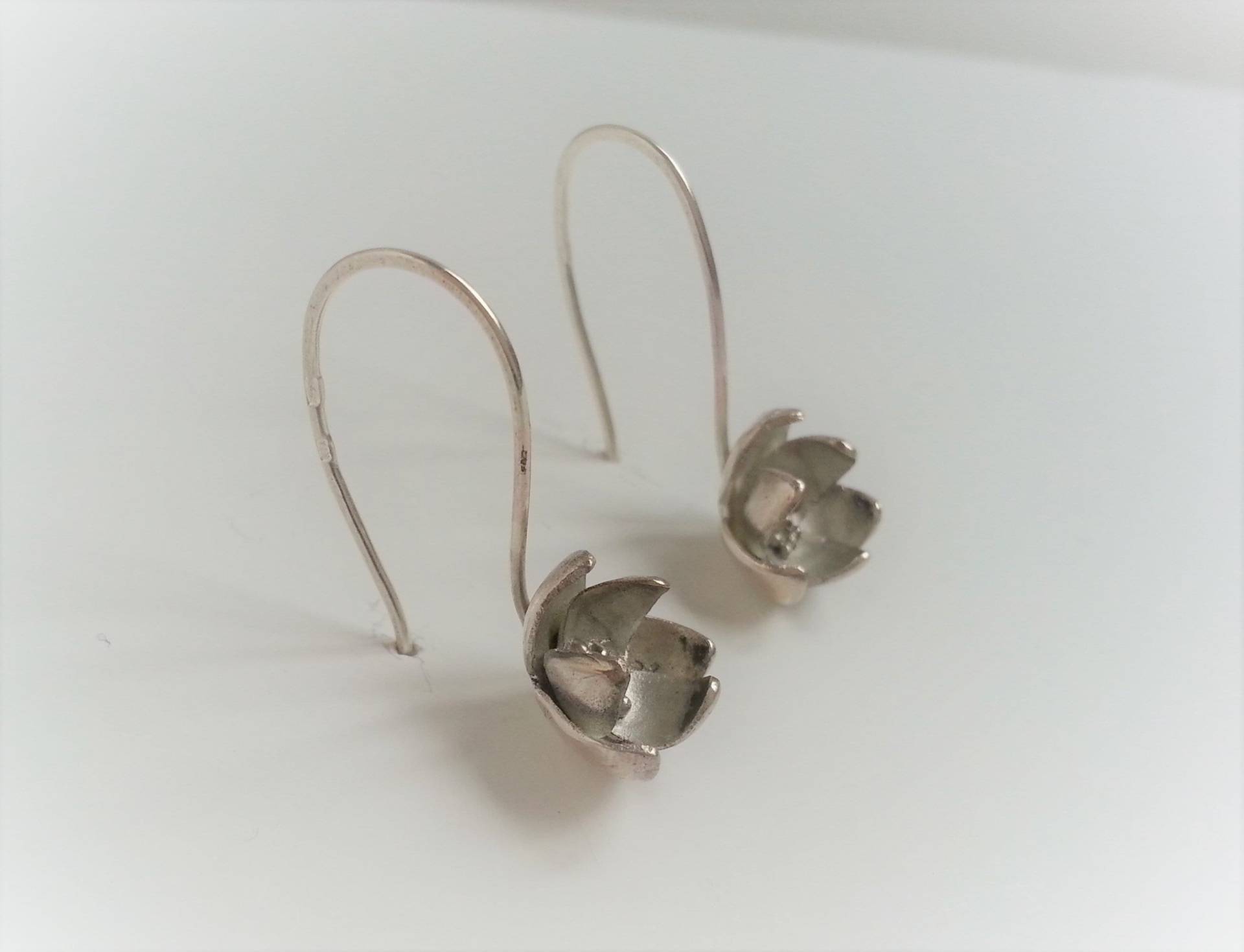 Blumenohrringe, 12mm Durchmesser Silber, Sterling Silberohrringe, Silber Schmuck Geburtstag, Lotus Ohrringe Geschenk Blumenohrringe, 12mm Durchmesser Silber, Sterling Silberohrringe, Silber Schmuck Geburtstag, Lotus Ohrringe Geschenk von NiadaSilver