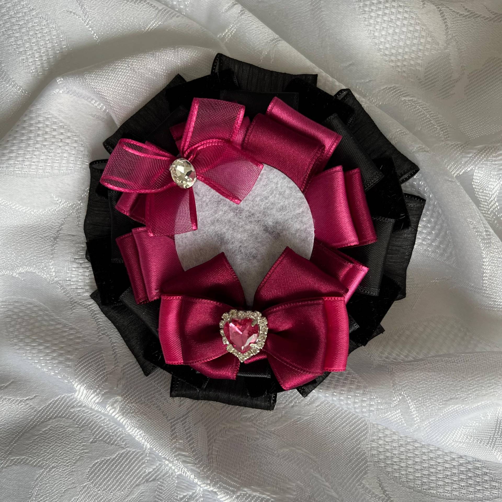 Handgefertigter Pin Ausweishalter, Ita Bag Accessoire Handgefertigter Pin Ausweishalter, Ita Bag Accessoire von NiahStudiosShop