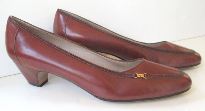 1960Er Ferragamo Karamell Pumps Gr. 8 Schmal 1960Er Ferragamo Karamell Pumps Gr. 8 Schmal von Nichetique