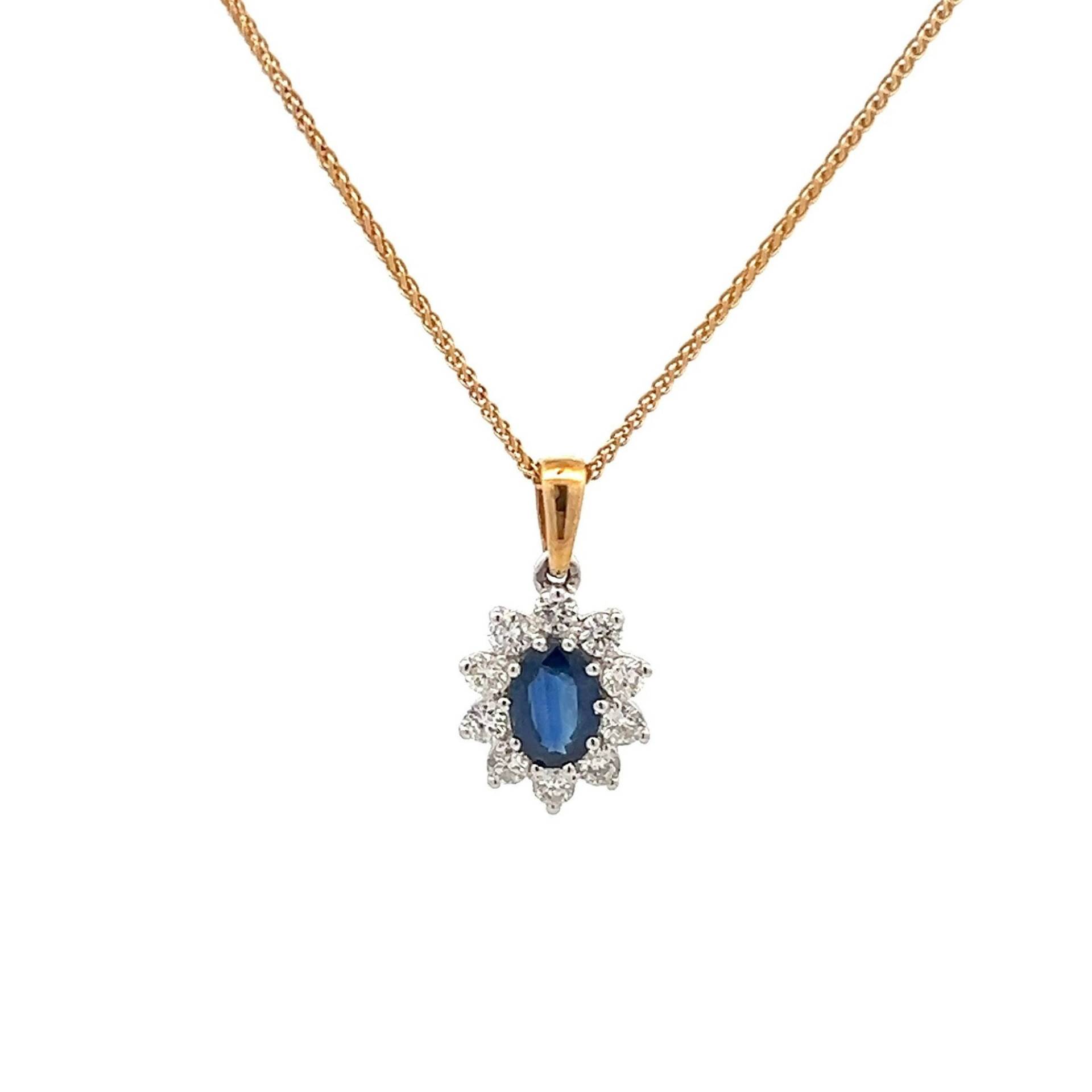 18 Karat Gold Saphir | 1, 00 Karat Und Diamanten | 0, 50 Ovaler Cluster Anhänger & Kette. Schöne Blaue, Feine Diamanten., Gebraucht, Wie Neu von NicholasJewellersCo